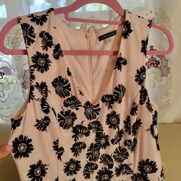 Tommy Hilfiger Dress - Picture 3 of 5